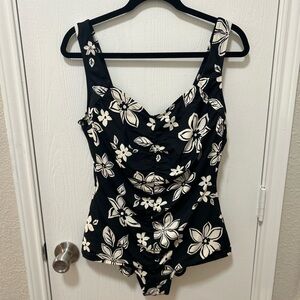 Maxine of Hollywood VTG OnePiece Swimsuit Black & White Floral Pinup Retro XL/2X